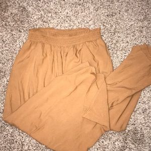 AE Cropped Flowy Pants